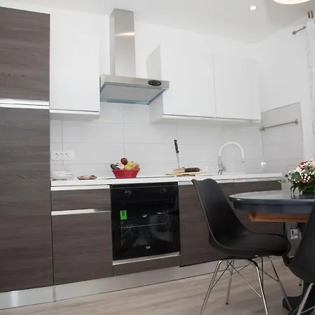Apartman Coelum Delnice Exterior photo